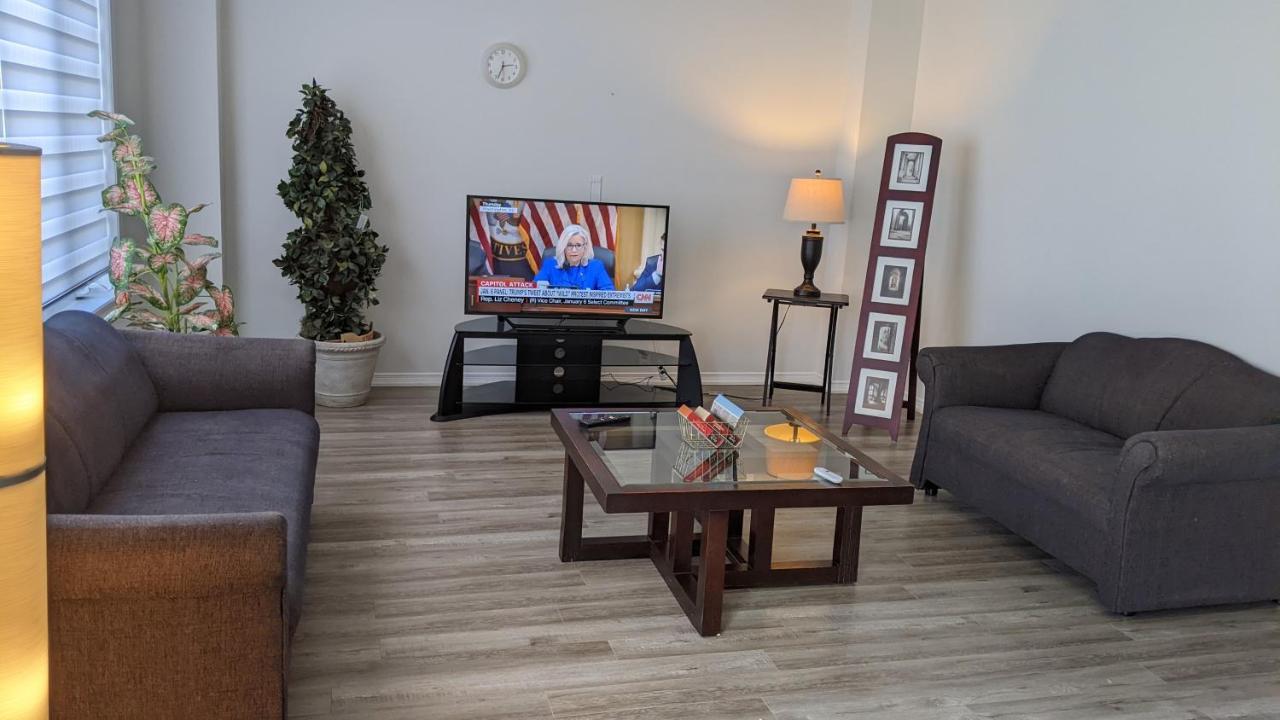 The Warm Welcome Suite Thorold Экстерьер фото